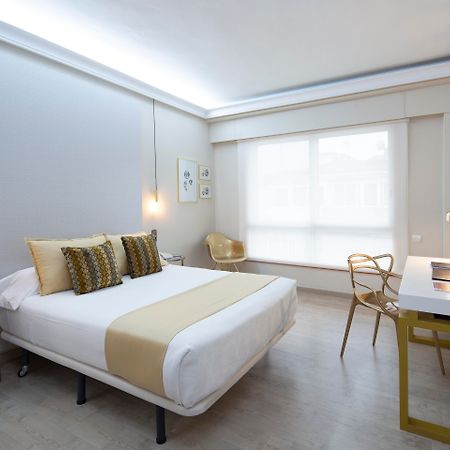Hotel Ciudad De Виго Екстериор снимка