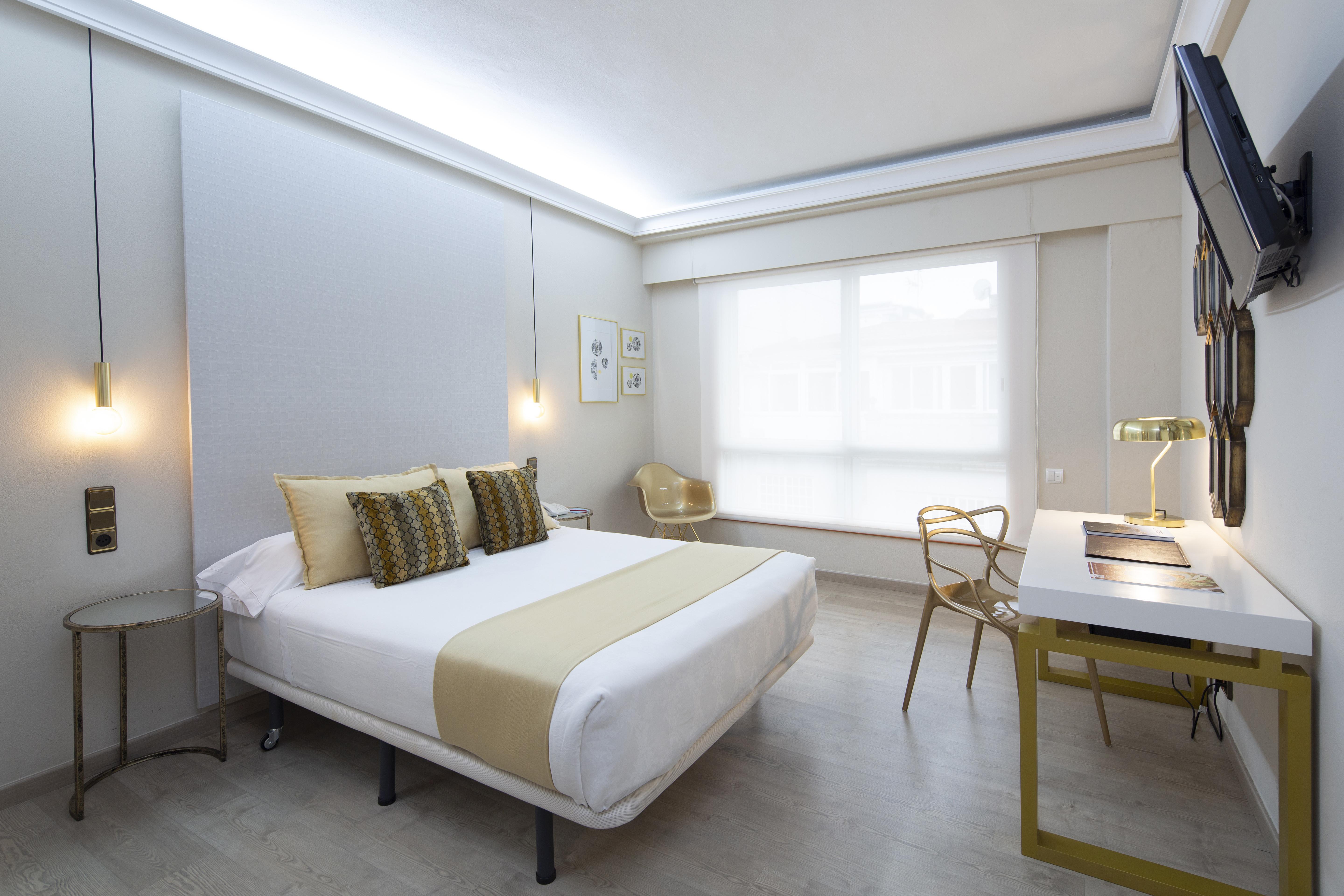 Hotel Ciudad De Виго Екстериор снимка