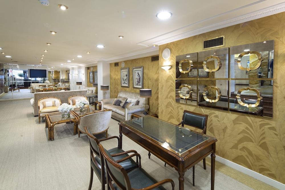 Hotel Ciudad De Виго Екстериор снимка