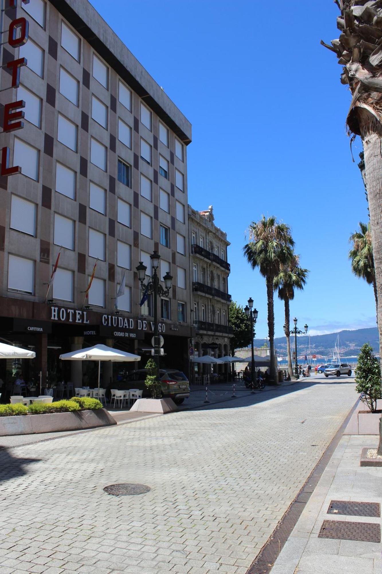 Hotel Ciudad De Виго Екстериор снимка