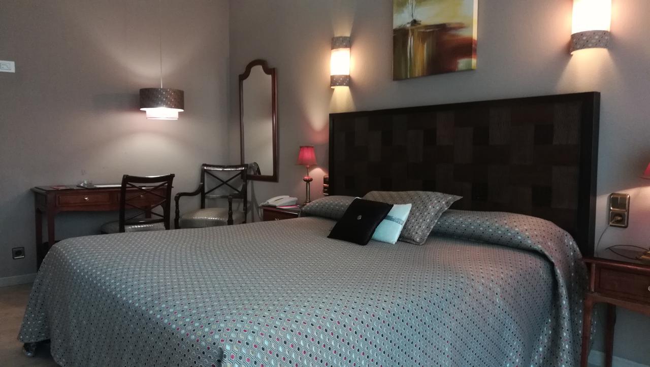 Hotel Ciudad De Виго Екстериор снимка